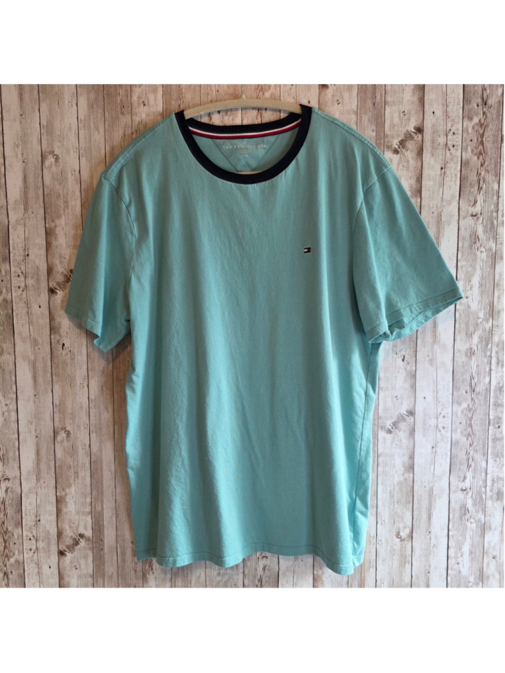 Men's Tommy Hilfiger Short Sleeve Tee, Size L, Light Blue and Black